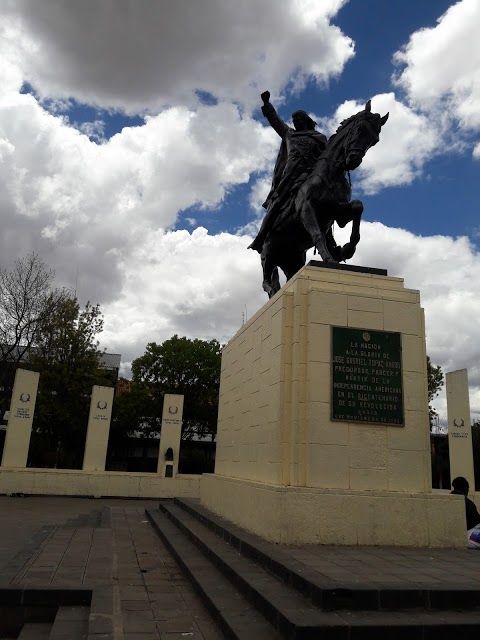 Tupac Amaru square